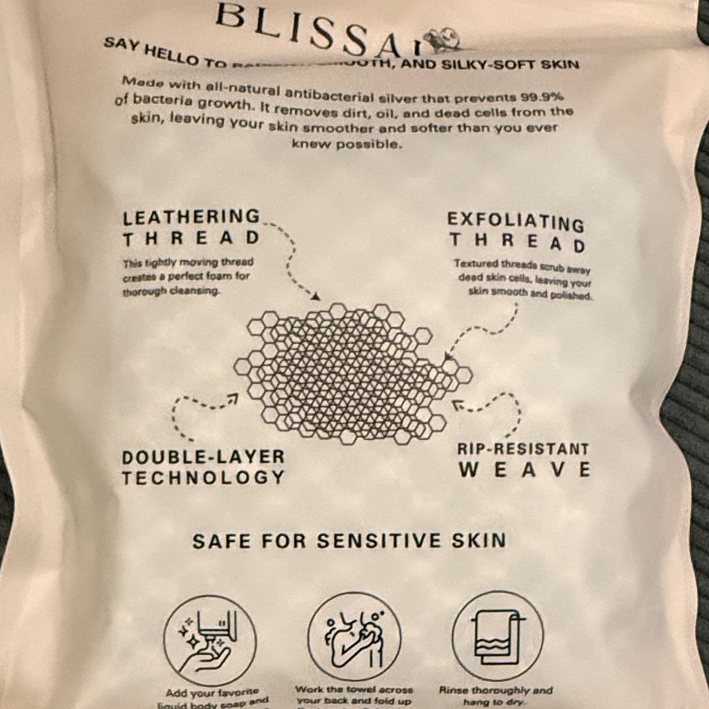Blissal Exfoliating Shower Towel new in - Picture 3 of 3